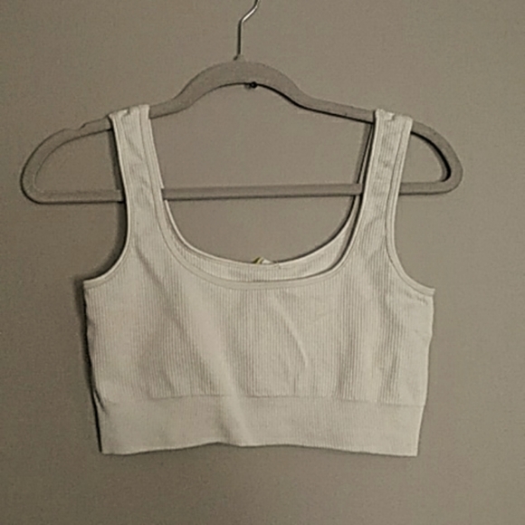 Crop top size large - Picture 1 of 3